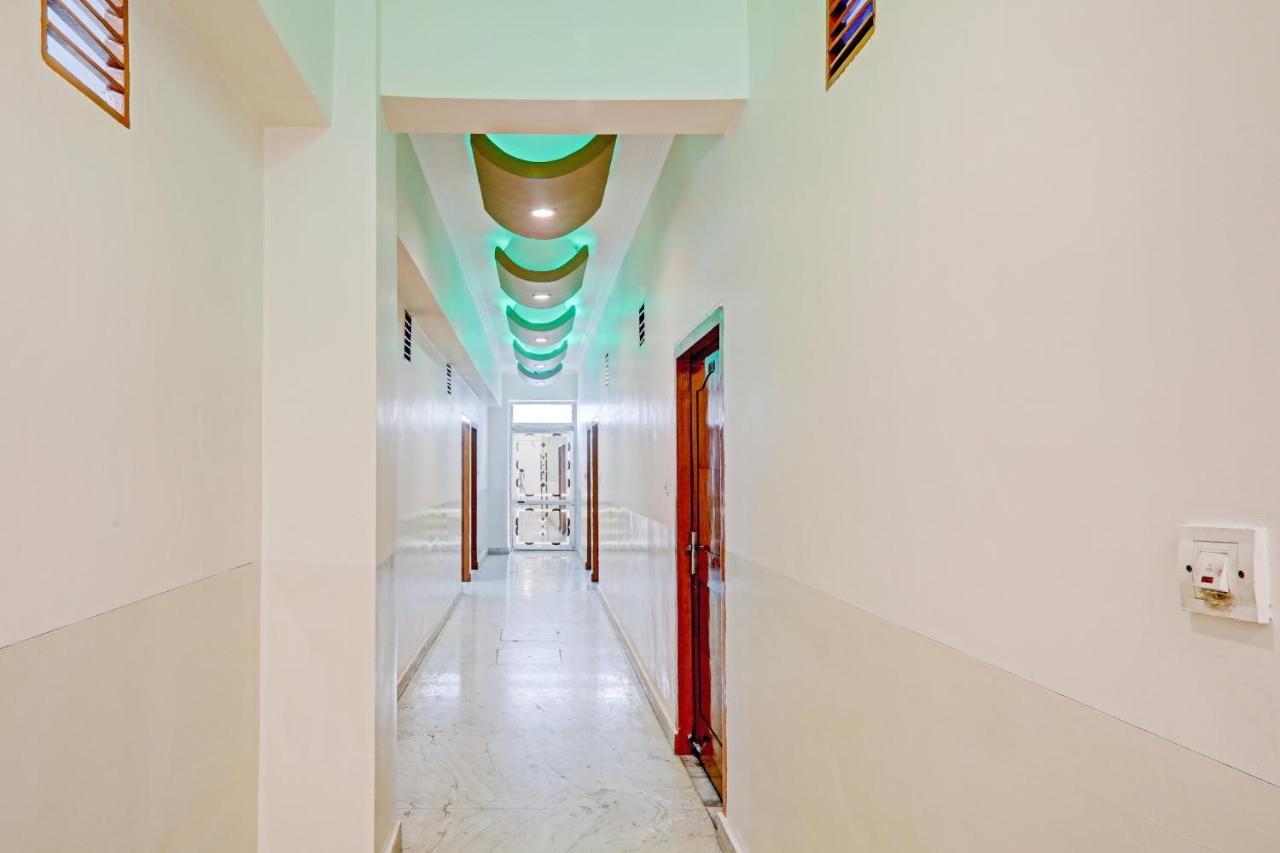 Oyo 27695 Hotel Relation Kanpur Exterior foto