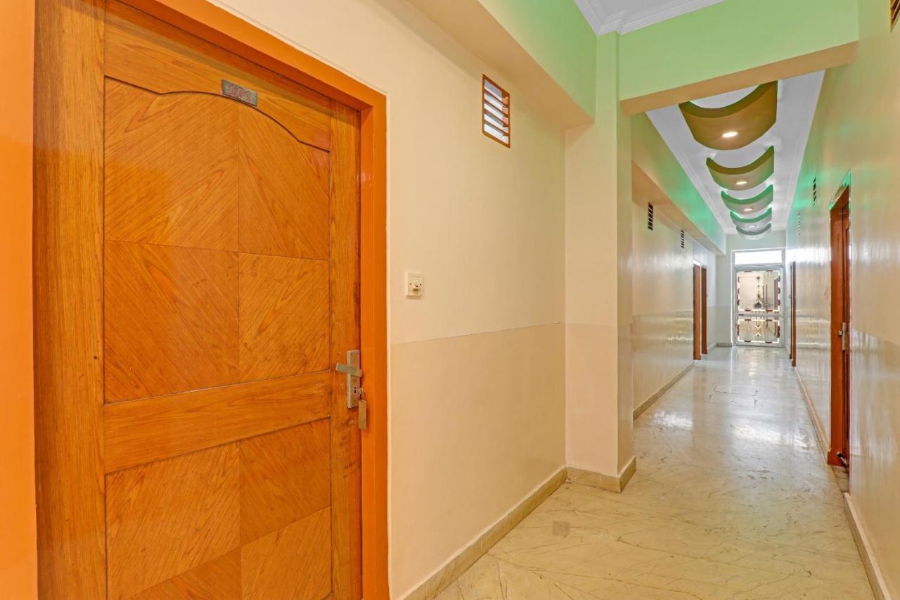 Oyo 27695 Hotel Relation Kanpur Exterior foto
