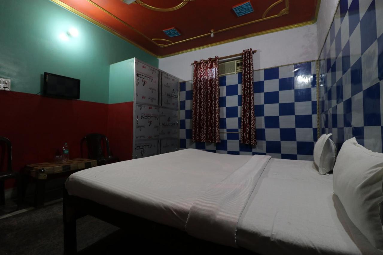 Oyo 27695 Hotel Relation Kanpur Exterior foto