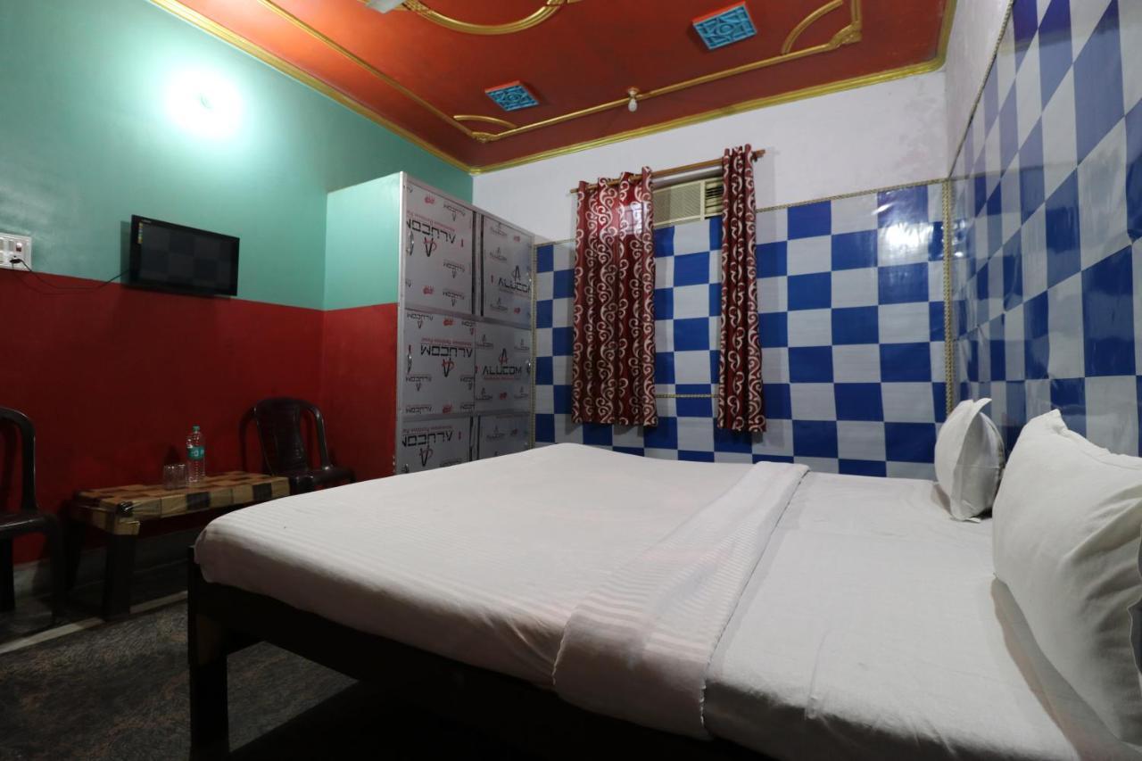 Oyo 27695 Hotel Relation Kanpur Exterior foto