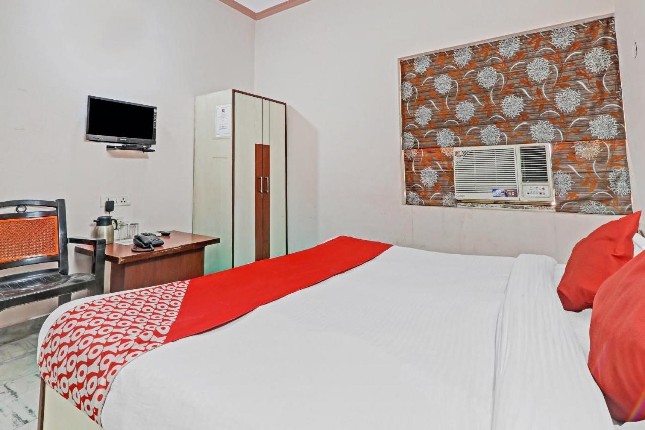 Oyo 27695 Hotel Relation Kanpur Exterior foto